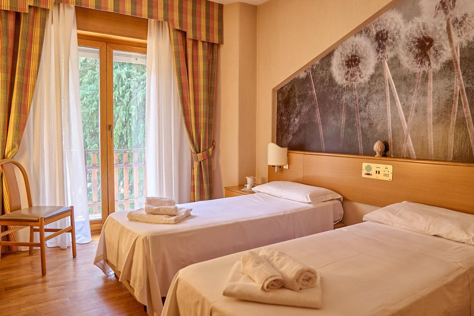Hotel Camigliatello Camigliatello Silano Dış mekan fotoğraf
