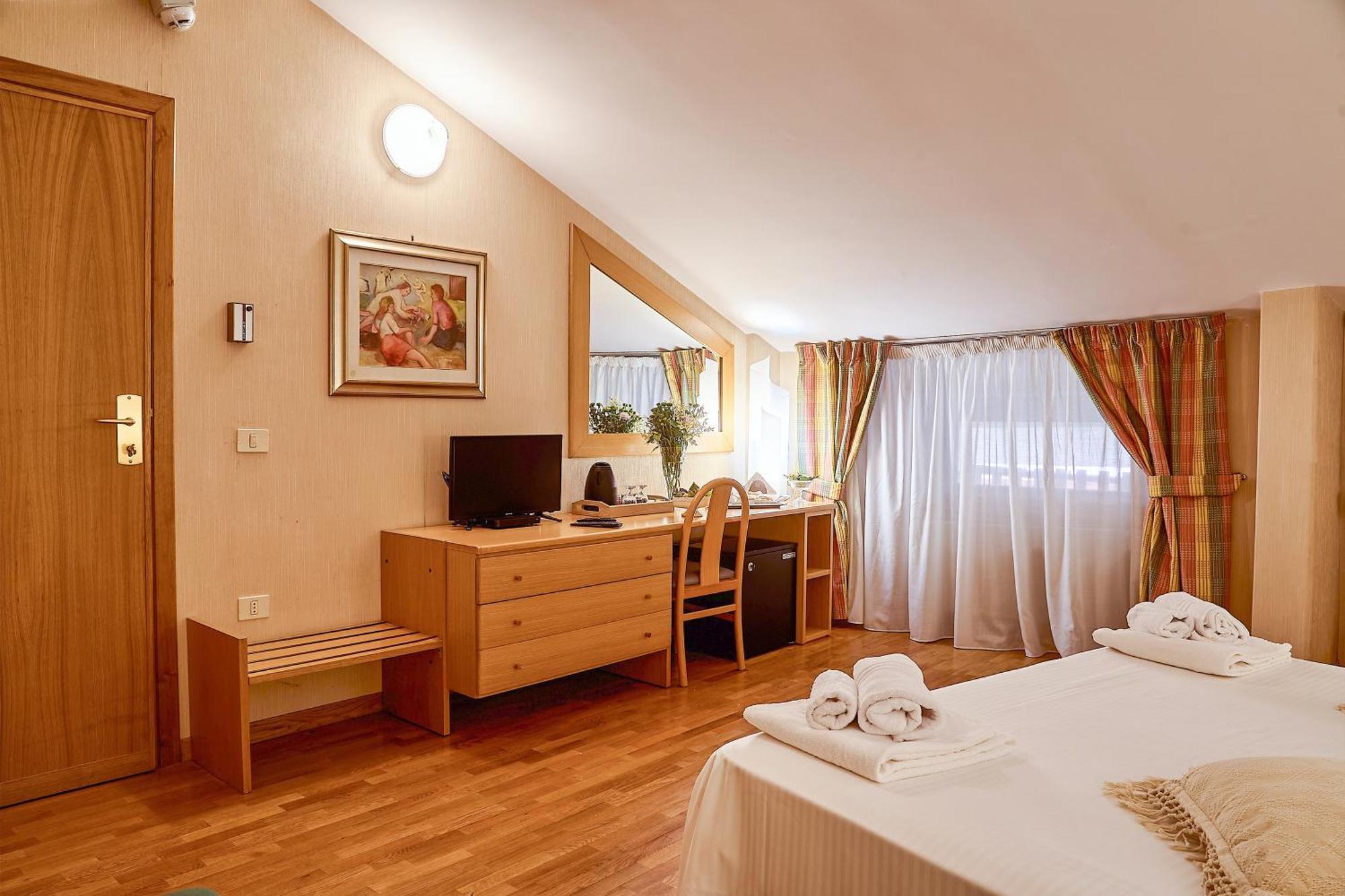 Hotel Camigliatello Camigliatello Silano Dış mekan fotoğraf