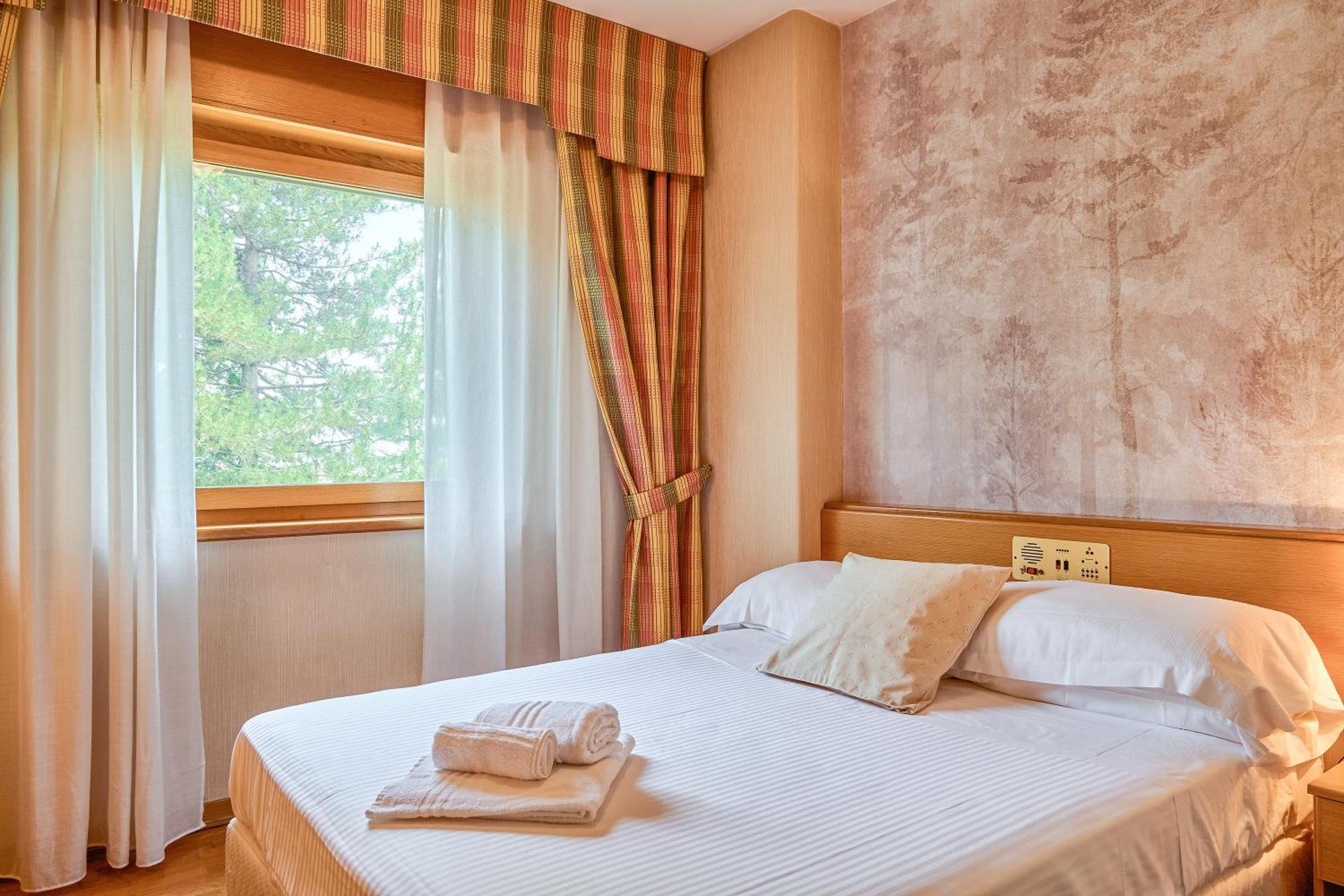 Hotel Camigliatello Camigliatello Silano Dış mekan fotoğraf